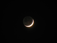 moon-2.jpg
